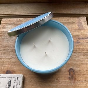 NWT Candle Blue Pier One